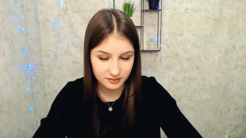 Snapshot of _miaangel_ chatting on February 22, 2:52 pm Mia online show from February 22, 2:52 pm