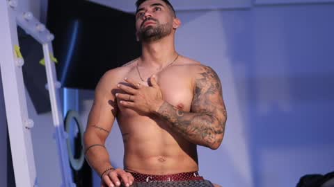 soy mike online show from December 18, 2:17 pm