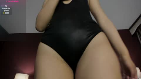 Snapshot of _mila_dyva chatting on July 9, 12:20 pm _mila_dyva online show from July 9, 12:20 pm