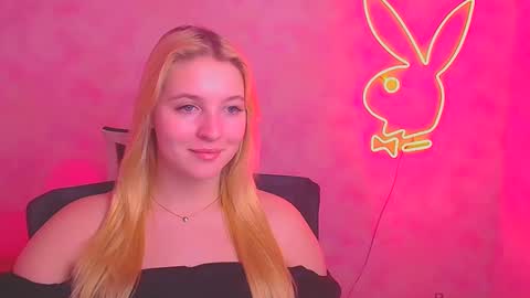 Melanie online show from February 23, 9:55 am