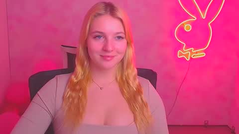 Melanie online show from February 25, 10:58 am