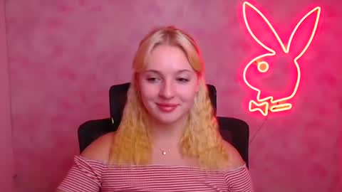 Melanie online show from September 27, 11:15 am