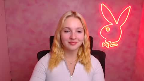 Melanie online show from September 30, 6:18 am