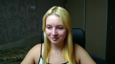 Melanie online show from December 3, 12:14 pm