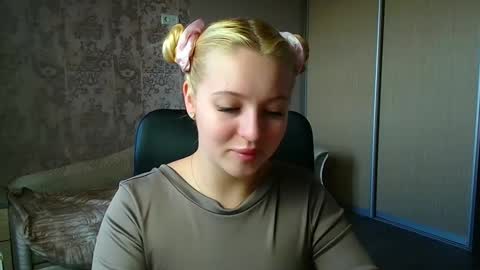 Melanie online show from March 16, 12:09 pm