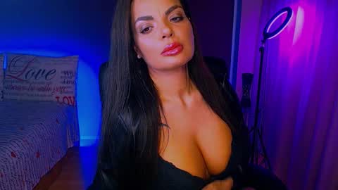 Milani online show from January 14, 6:24 pm