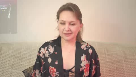 Snapshot of _million_dollarsmile chatting on February 18, 10:27 am _million_dollarsmile online show from February 18, 10:27 am