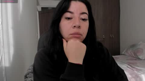 _miss_coco_ online show from January 9, 12:08 pm