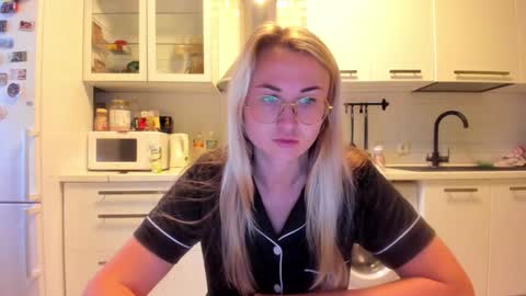 Eva online show from January 1, 9:39 am