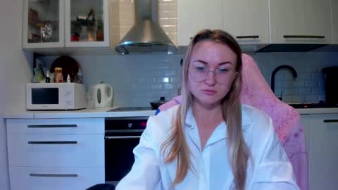 Eva online show from October 6, 8:23 am