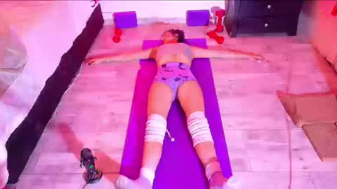 Snapshot of _miss_karoline chatting on September 11, 1:49 am karoline uwu online show from September 11, 1:49 am