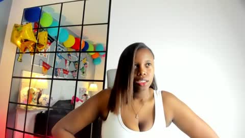 Snapshot of _miss_khaleesi_ chatting on July 7, 11:47 am _miss_khaleesi_ online show from July 7, 11:47 am