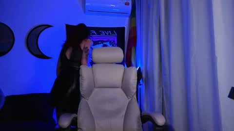 Miss Eva. if anyone in NYK to fuck here is sissy sn -  online show from February 4, 10:24 pm