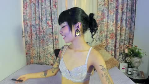 Snapshot of _mizuki chatting on December 16, 2:49 pm mizuki  online show from December 16, 2:49 pm