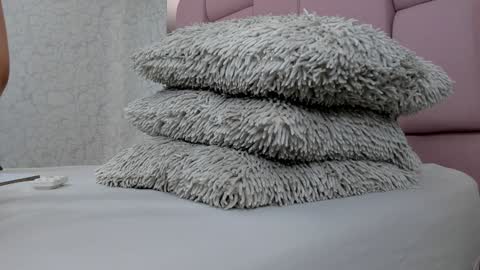 Snapshot of _molly_rosse_ chatting on January 27, 12:48 pm _molly_rosse_ online show from January 27, 12:48 pm