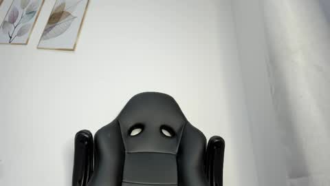 _molly_rosse_ online show from June 6, 12:54 pm