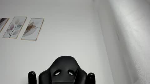 _molly_rosse_ online show from June 26, 11:58 am