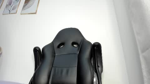_molly_rosse_ online show from July 24, 12:03 pm