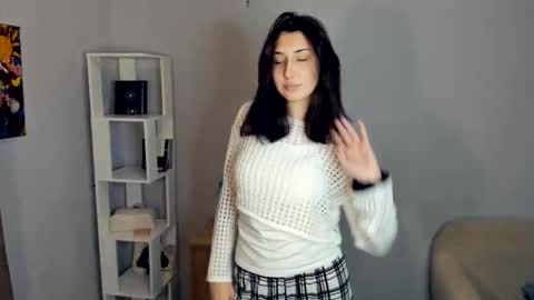 Eva online show from December 18, 2:12 pm