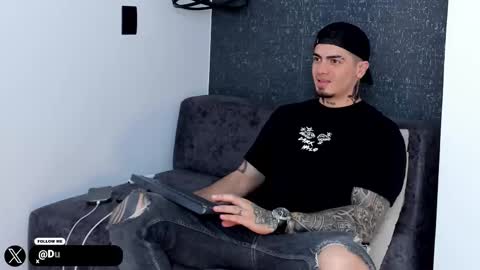 Snapshot of _mrcock_ chatting on September 24, 10:02 pm _mrcock_ online show from September 24, 10:02 pm