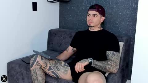 _mrcock_ online show from October 26, 10:25 pm