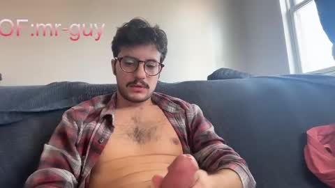_mrguy_ online show from October 31, 4:19 pm