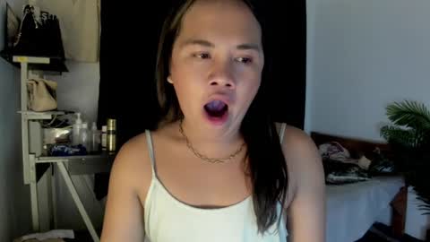 Snapshot of _mslibaylibay_ chatting on June 21, 1:35 pm Angel online show from June 21, 1:35 pm