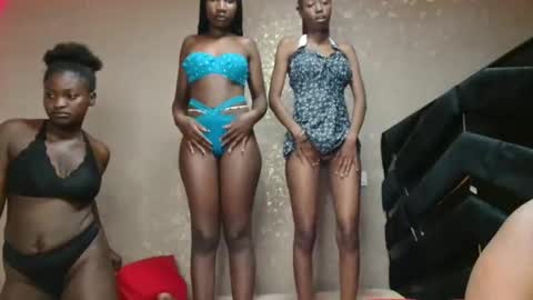 Myrah online show from November 21, 4:16 pm