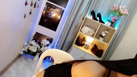 Snapshot of _mysticdoll_ chatting on November 3, 11:59 pm _mysticdoll_ online show from November 3, 11:59 pm