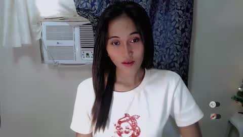 Snapshot of _nakedsabrina chatting on October 17, 5:32 am jenny claire online show from October 17, 5:32 am