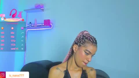 Snapshot of _nana777 chatting on November 21, 5:39 am Nana online show from November 21, 5:39 am