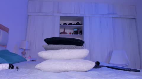 Snapshot of _natasha18_ chatting on February 11, 5:40 pm Natasha online show from February 11, 5:40 pm
