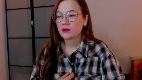 Mia with a big heart  online show from February 15, 3:20 am