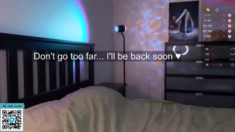 Mia with a big heart  online show from September 27, 9:20 pm