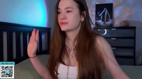 Mia with a big heart  online show from October 2, 11:39 am