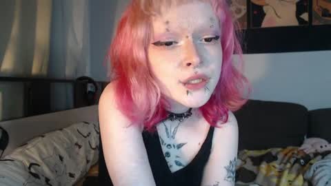Nicole online show from June 29, 10:32 pm