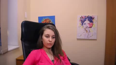 Snapshot of _nicole_new chatting on February 25, 3:38 pm Nica online show from February 25, 3:38 pm