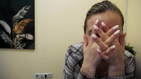 Snapshot of _nicole_new chatting on September 12, 8:03 am Nica online show from September 12, 8:03 am