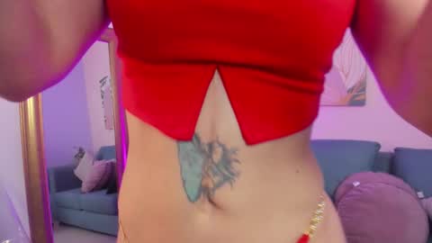 Snapshot of _nicoletteshea_ chatting on February 17, 8:59 pm _nicoletteshea_ online show from February 17, 8:59 pm