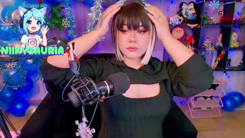 Snapshot of _niiky chatting on December 14, 11:26 am niiky online show from December 14, 11:26 am