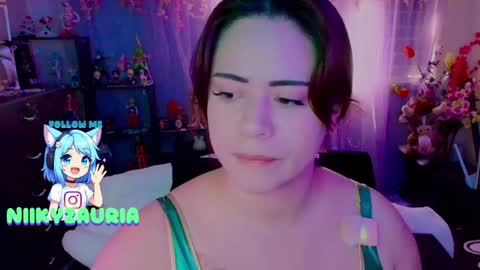niiky online show from May 22, 3:50 pm