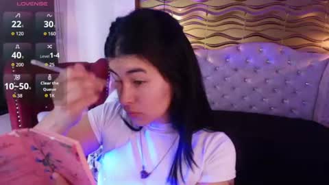 Snapshot of _ninaharpper chatting on July 4, 12:44 pm Nina Harpper online show from July 4, 12:44 pm