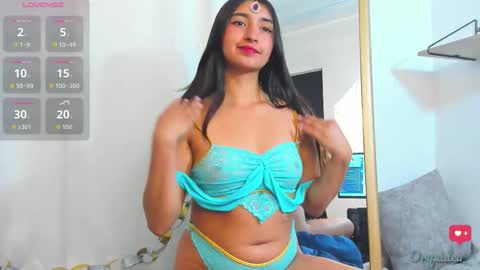 Snapshot of _orquidea_ chatting on October 22, 1:55 pm Orquidea online show from October 22, 1:55 pm