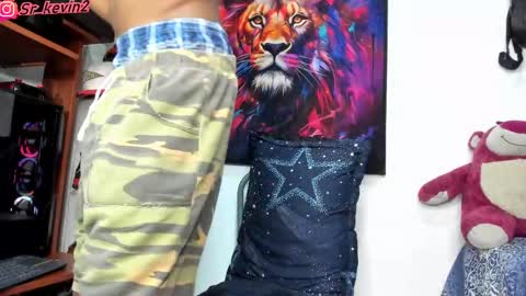 Kevin  online show from March 11, 9:02 am