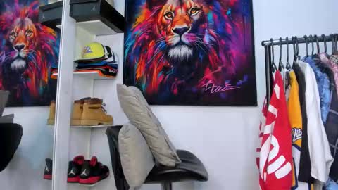 Kevin  online show from October 21, 2:23 am