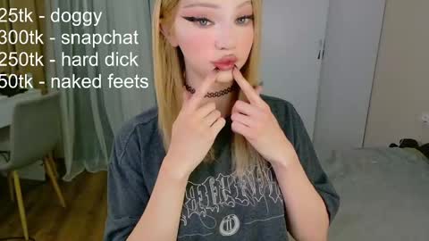 Snapshot of _paprika chatting on November 30, 8:24 pm _paprika online show from November 30, 8:24 pm