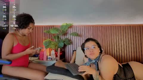 Snapshot of _paradissela chatting on June 17, 1:01 pm GAIA online show from June 17, 1:01 pm