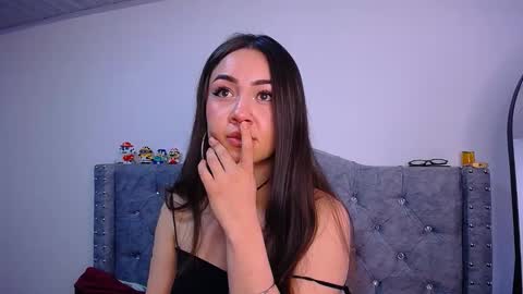 Paris online show from November 20, 4:07 pm