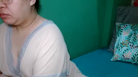 Pinaylovelybum online show from August 7, 6:43 pm