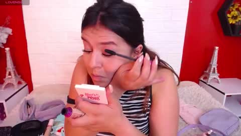 Snapshot of _poison_sweet chatting on October 30, 11:05 pm Laura online show from October 30, 11:05 pm